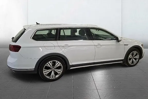 Volkswagen Passat Alltrack 2022 photo 4