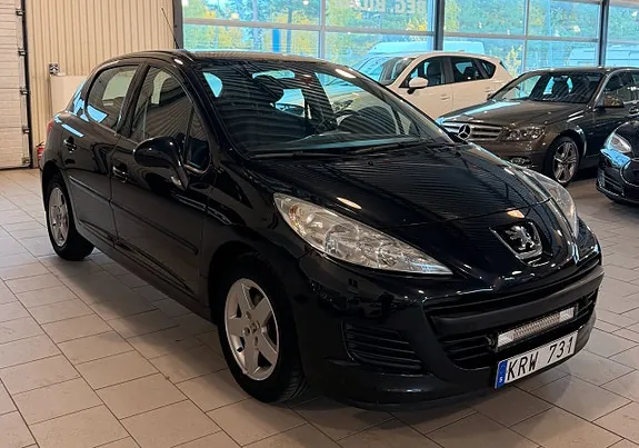 Peugeot 207 2010 photo 2