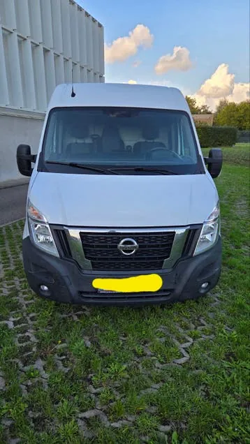 Nissan Nv400