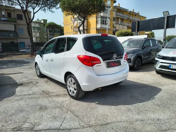 Opel Meriva 2011 photo 4