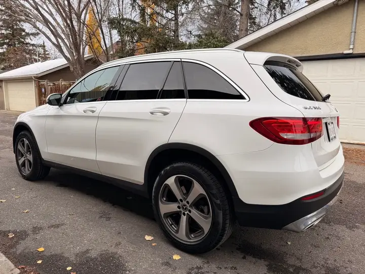 Mercedes-Benz Glc 2018 photo 4