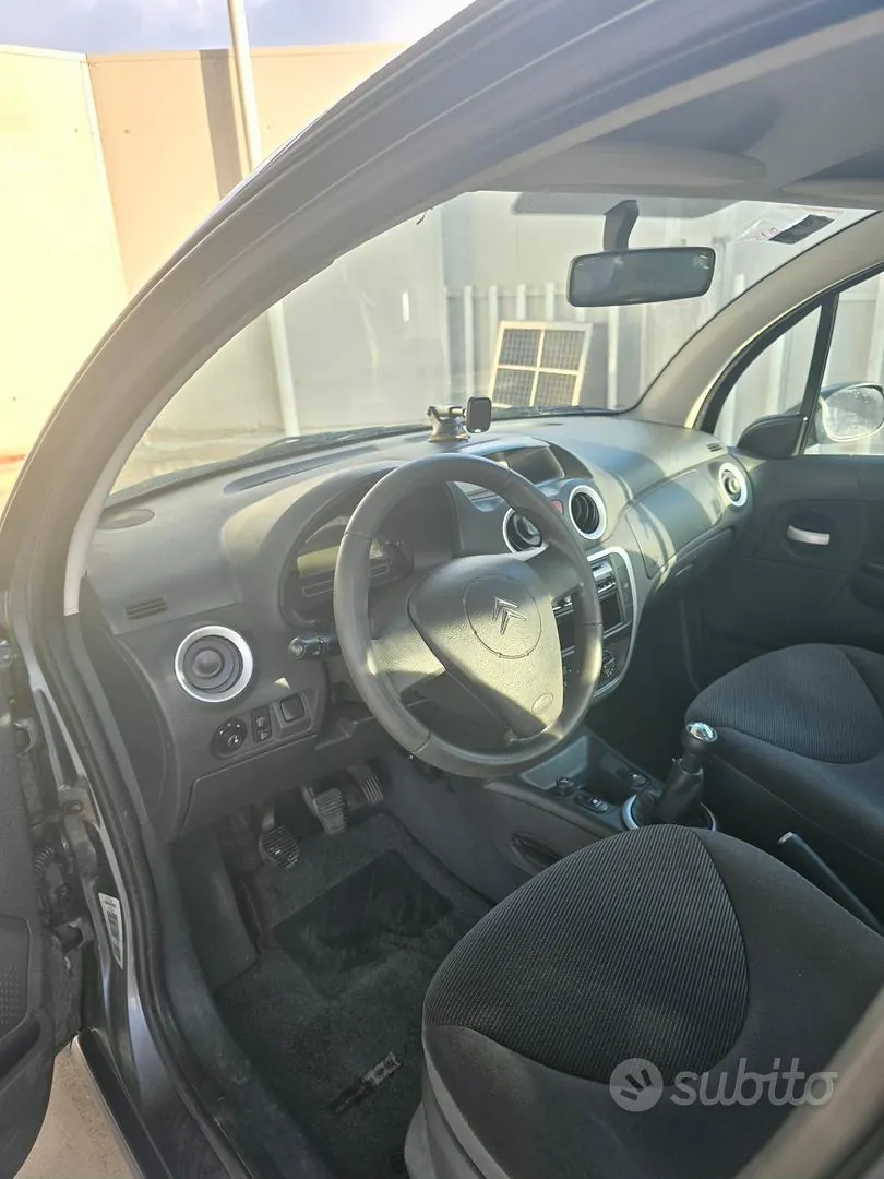 Citroen C3 2008 photo 4