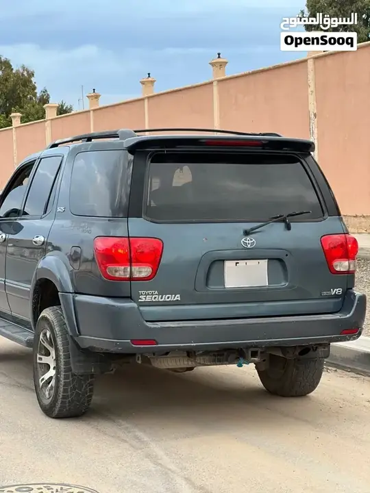 Toyota Sequoia 2007 photo 3
