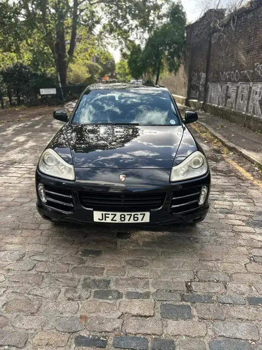 Porsche Cayenne 2008 photo 2