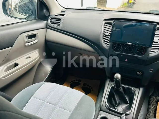 Mitsubishi L200 2016 photo 5