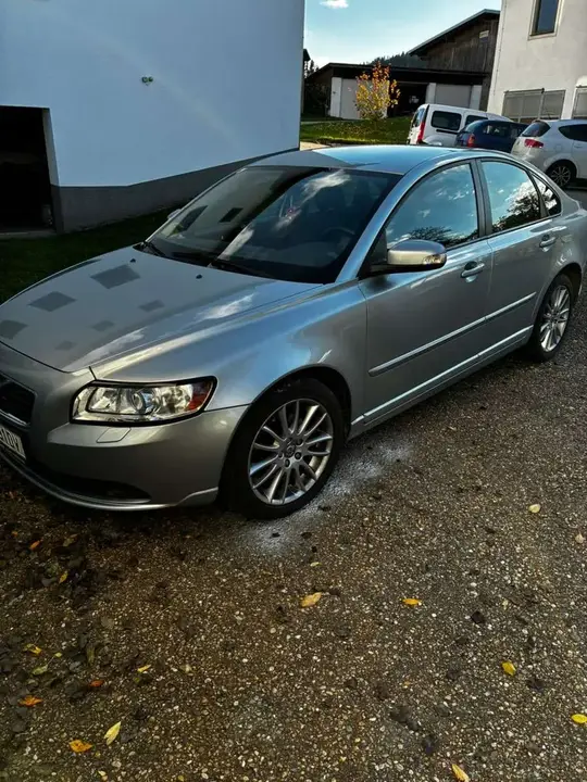 Volvo S40 2008 photo 2