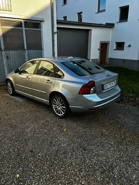 Volvo S40 2008 photo 3