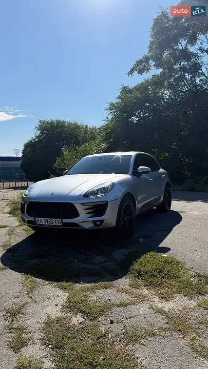 Porsche Macan 2015 photo 2