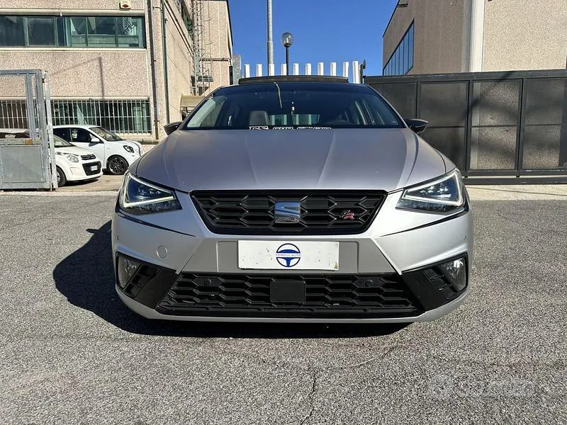 Seat Ibiza 2018 photo 2