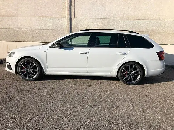 Skoda Octavia Rs 2018 photo 5