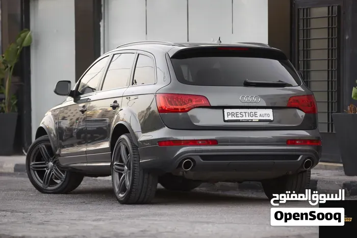 Audi Q7 2010 photo 3