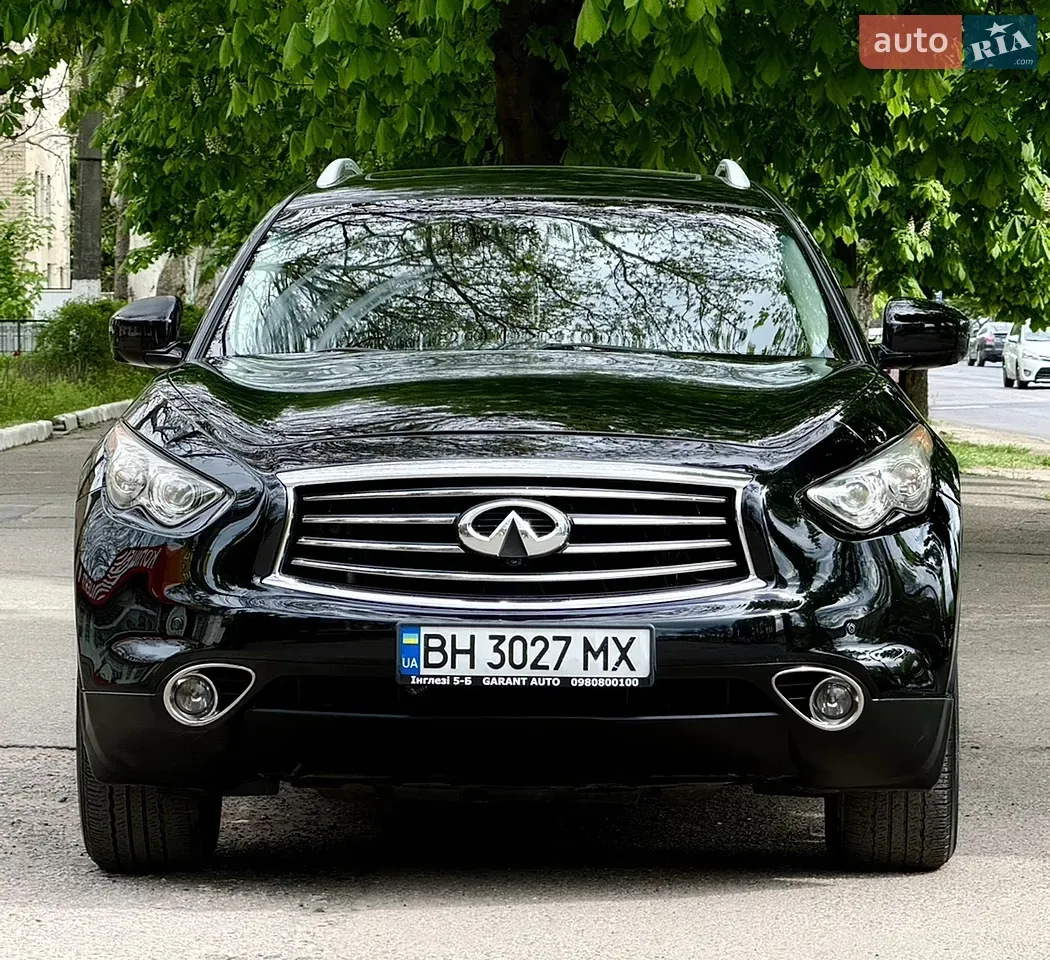 Infiniti Fx37 2012 photo 2