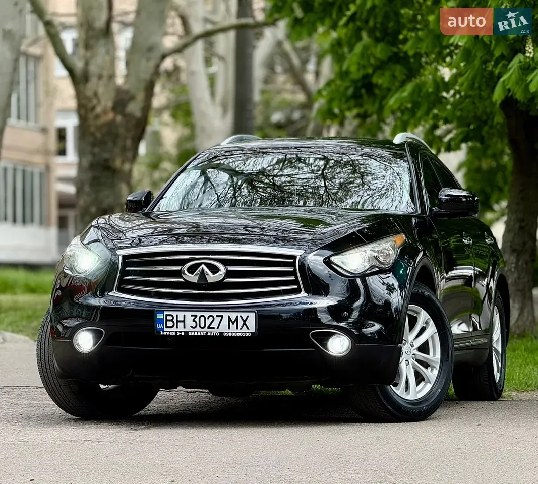 Infiniti Fx37