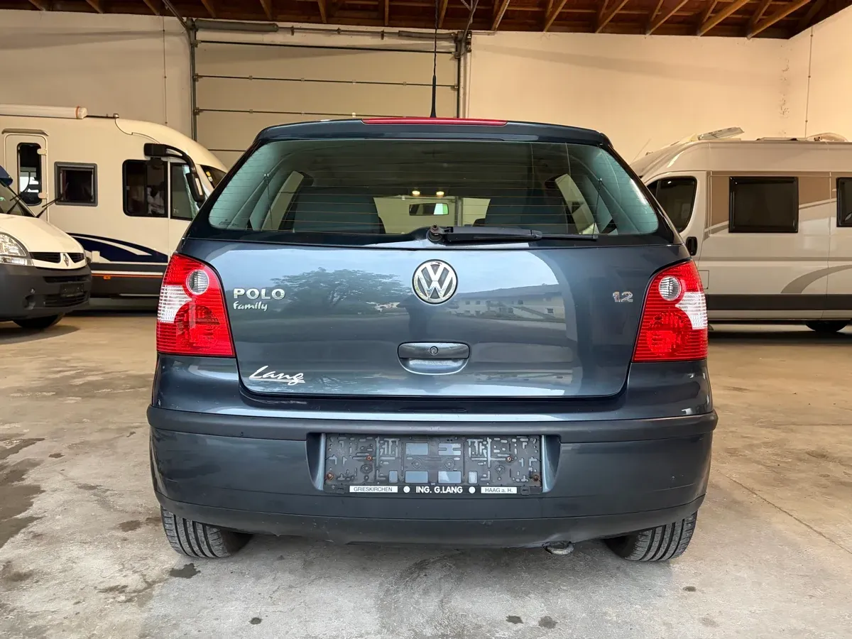 Volkswagen Polo 2004 photo 2