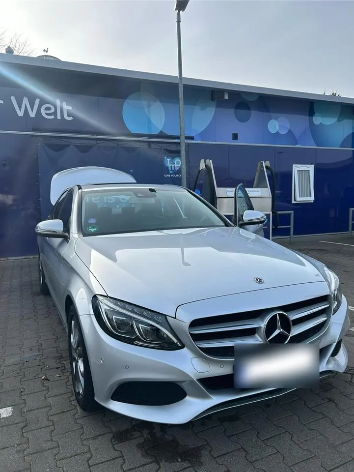 Mercedes-Benz C 180