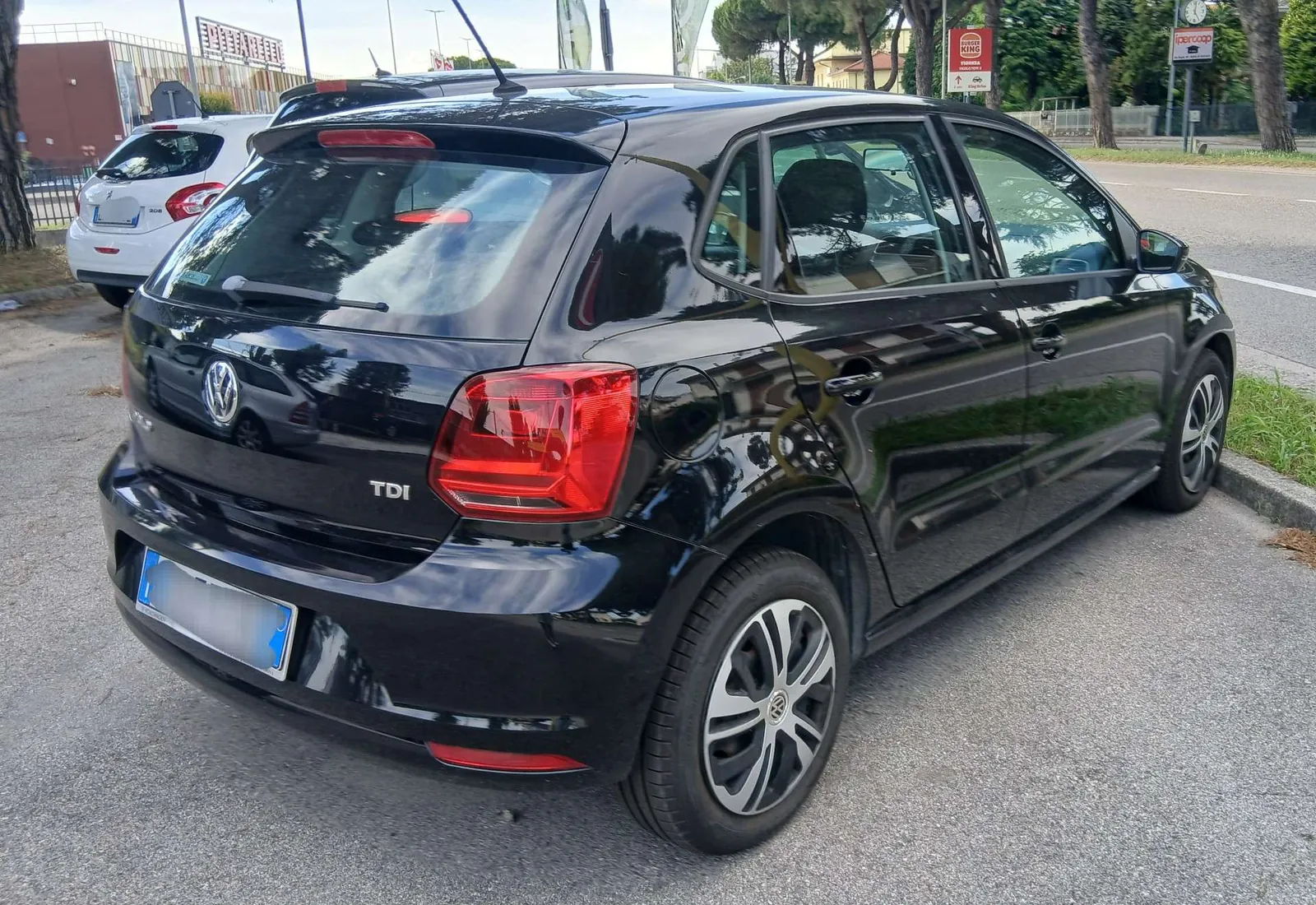 Volkswagen Polo 2016 photo 2