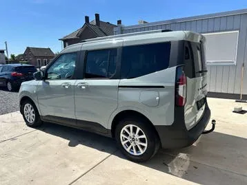 Ford Tourneo Courier 2025 photo 3