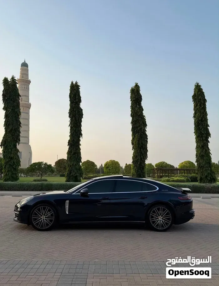 Porsche Panamera 2017 photo 2