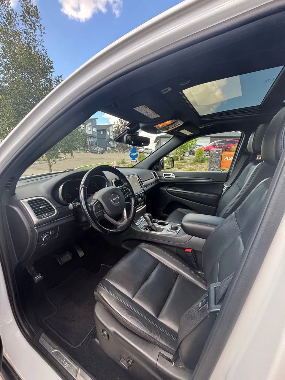 Jeep Grand Cherokee 2021 photo 3