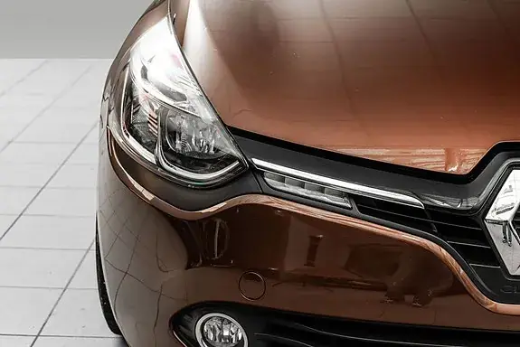 Renault Clio 2014 photo 2
