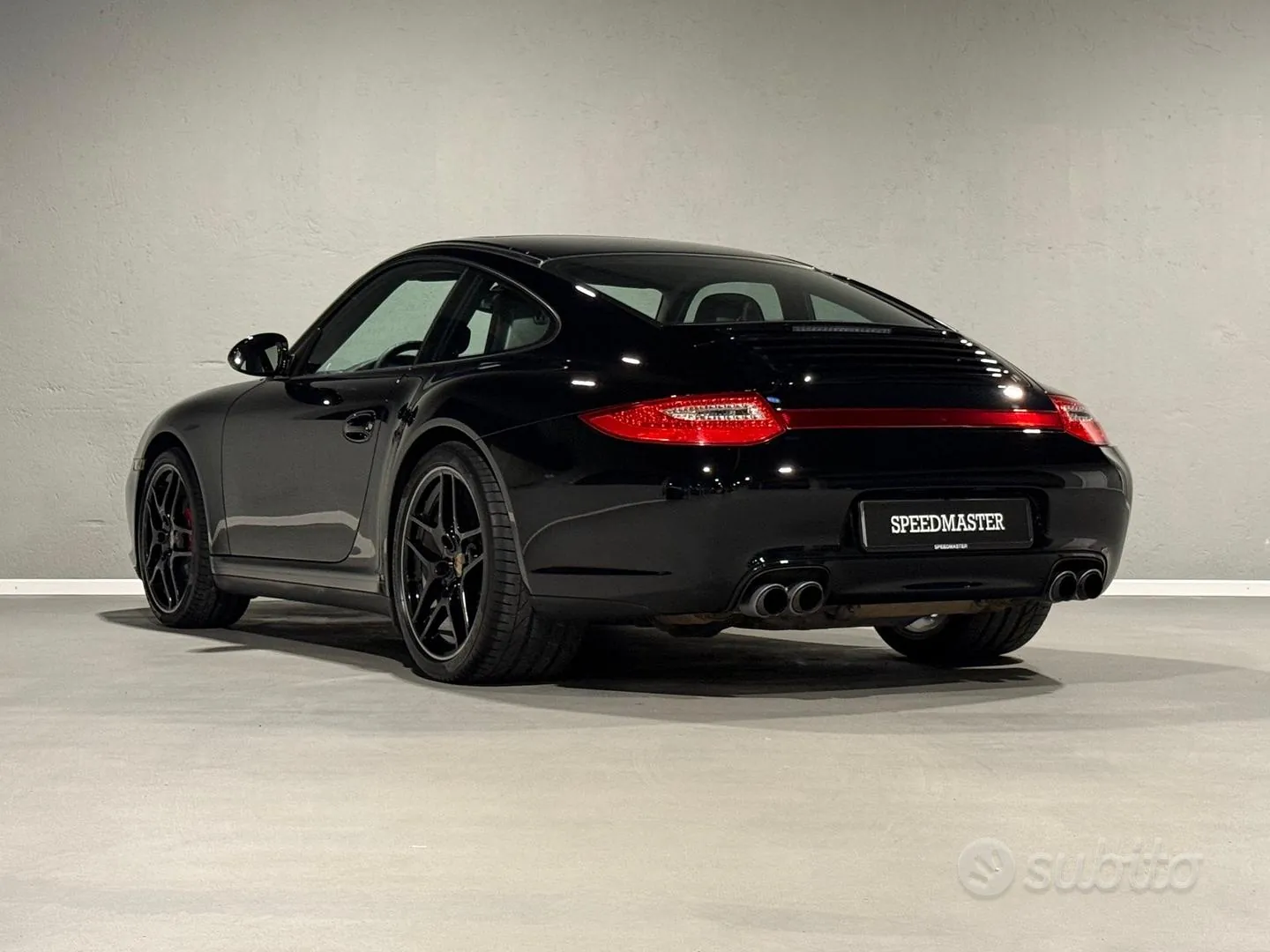 Porsche 911 2011 photo 2