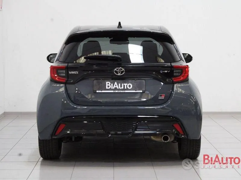 Toyota Yaris 2025 photo 4