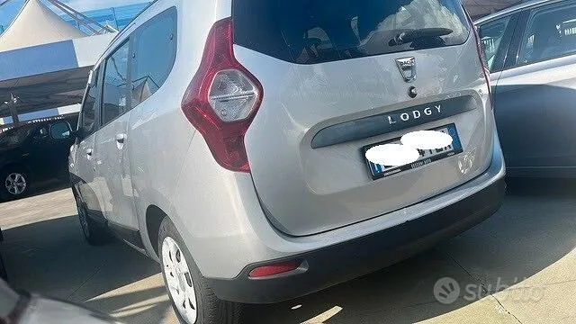 Dacia Lodgy 2012 photo 5