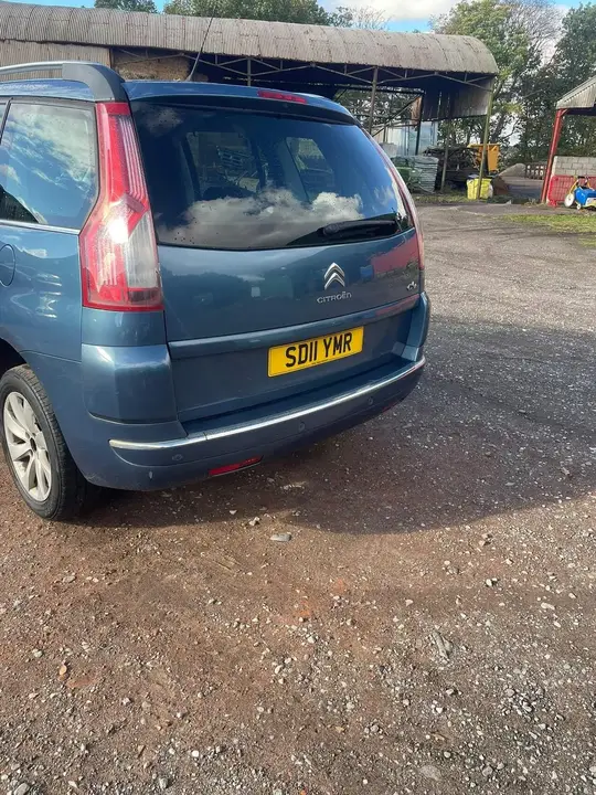 Citroen Grand C4 Picasso 2011 photo 4