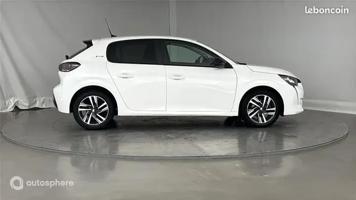 Peugeot 208 2023 photo 4