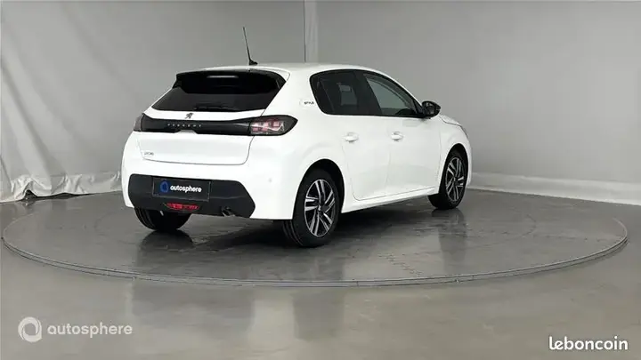 Peugeot 208 2023 photo 5