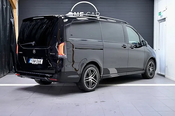 Mercedes-Benz V300 D 2026 photo 5