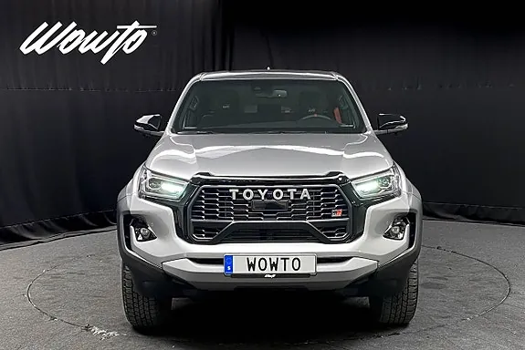 Toyota Hilux 2025 photo 2