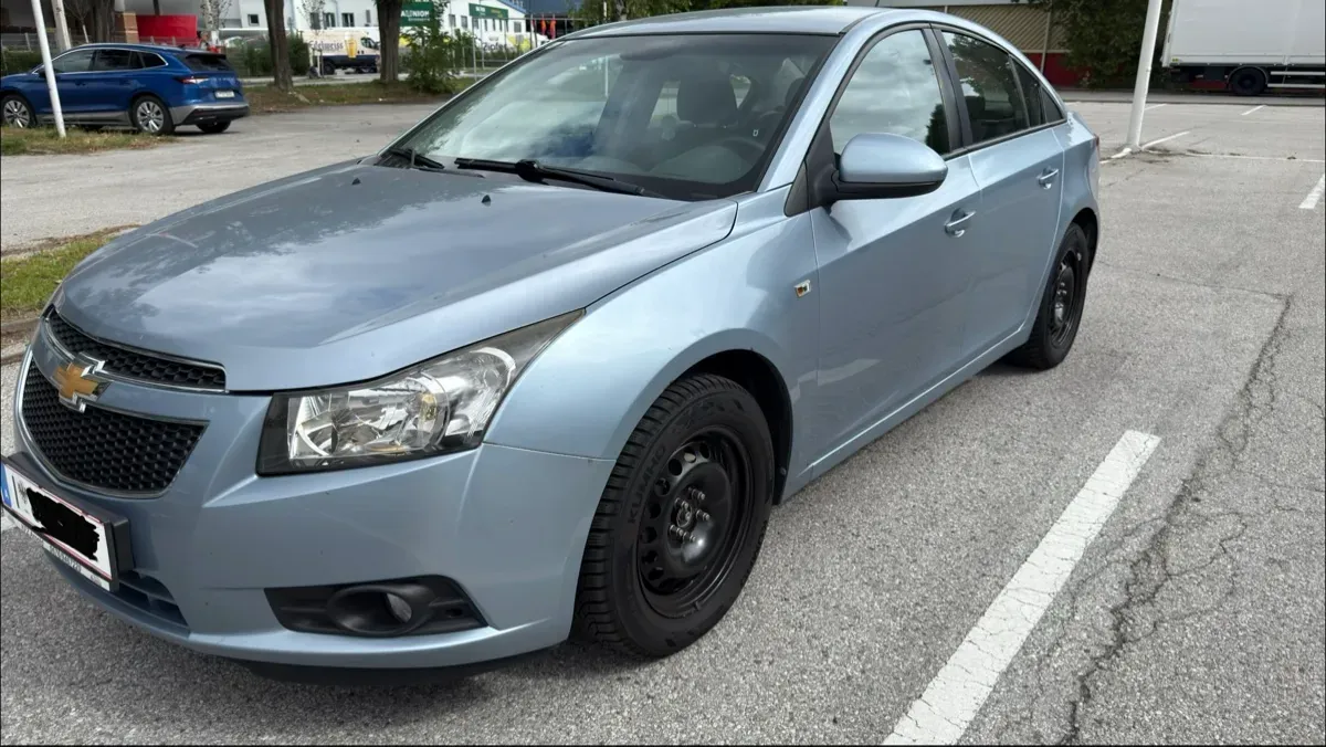 Chevrolet Cruze 2009 photo 2