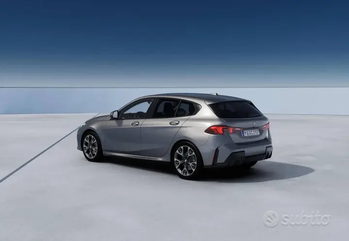 BMW 1 Series 2026 photo 2