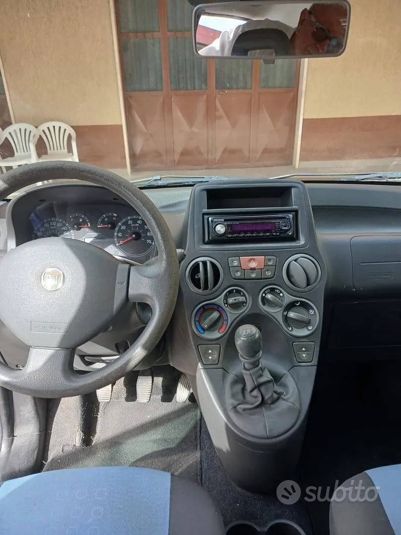 Fiat Panda 2010 photo 5