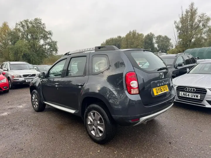Dacia Duster 2016 photo 4