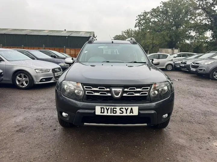 Dacia Duster 2016 photo 3
