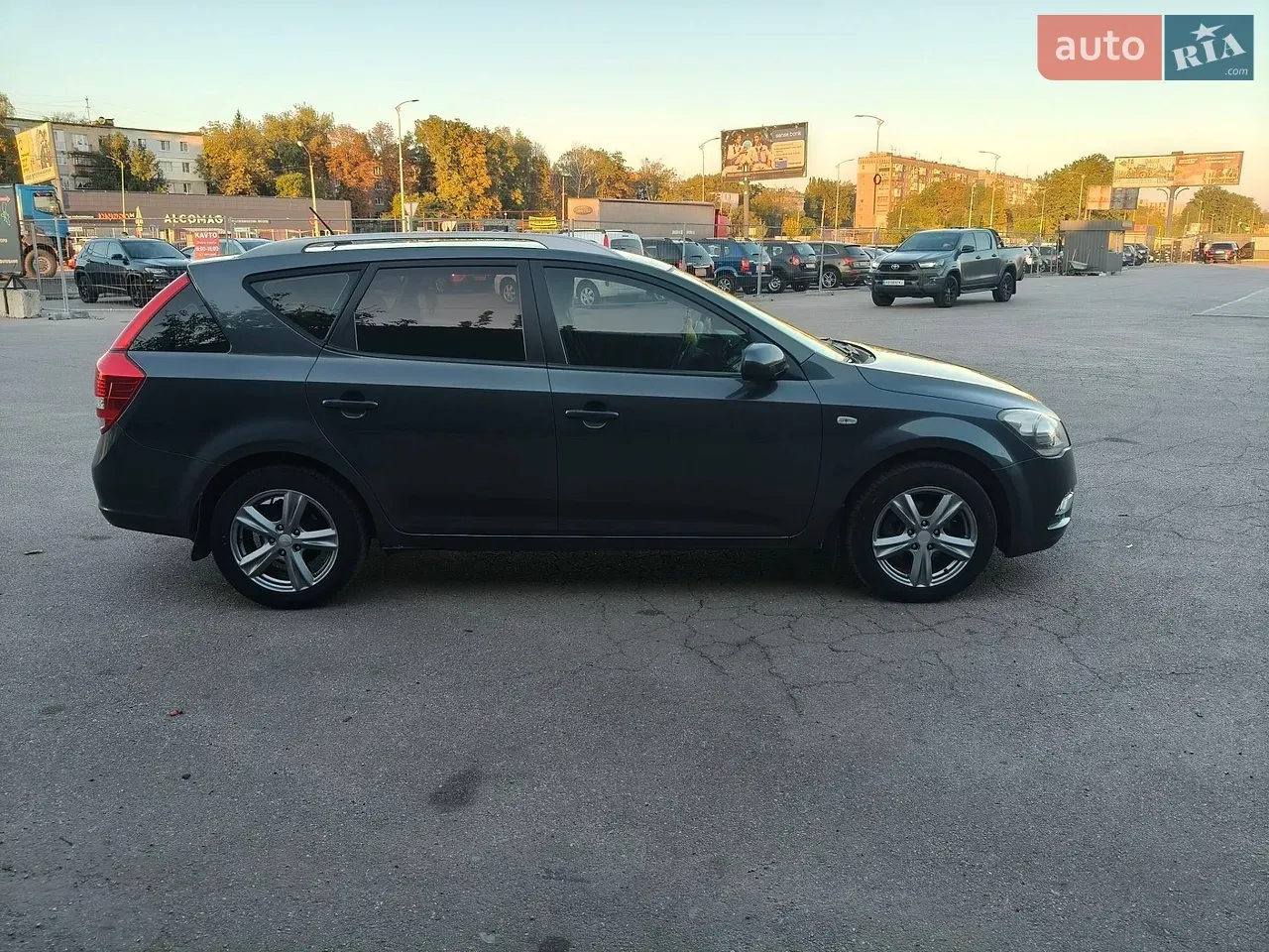 Kia Ceed 2012 photo 3
