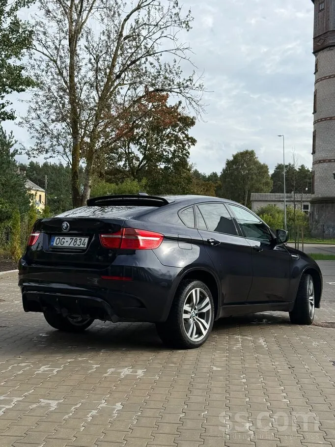 BMW X6M 2012 photo 2
