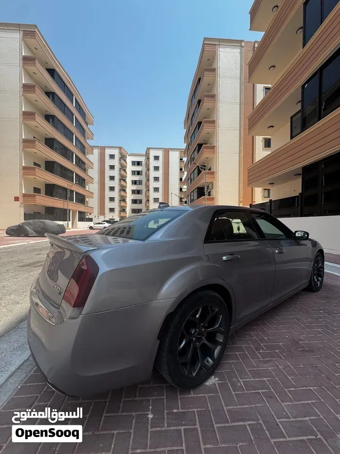 Chrysler 300