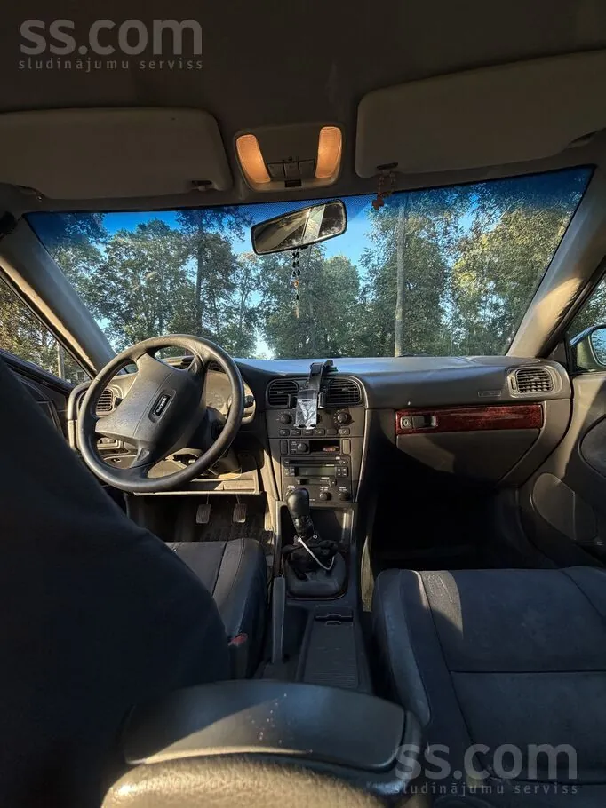 Volvo V40 2001 photo 3