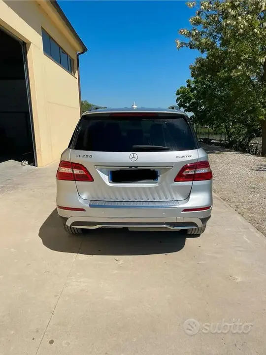 Mercedes-Benz Ml250 2013 photo 2