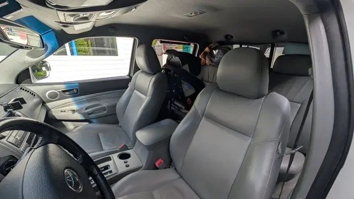 Toyota Tacoma 2011 photo 3