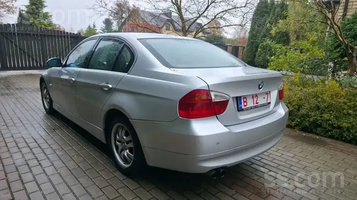BMW 325 2006 photo 3