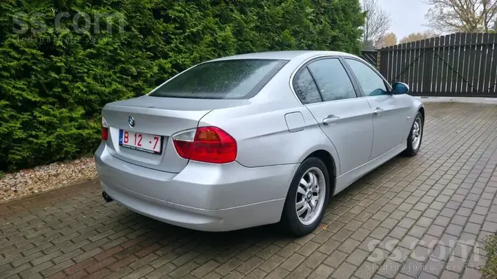 BMW 325 2006 photo 4