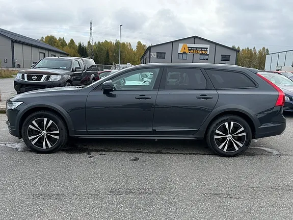 Volvo V90 Cross Country 2020 photo 2