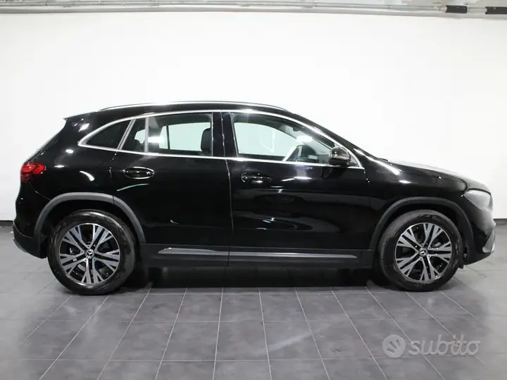 Mercedes-Benz Gla 2023 photo 3