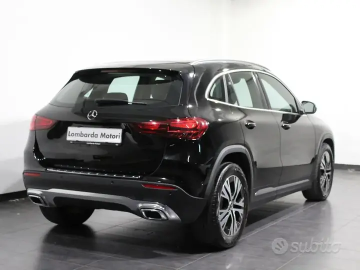 Mercedes-Benz Gla 2023 photo 2