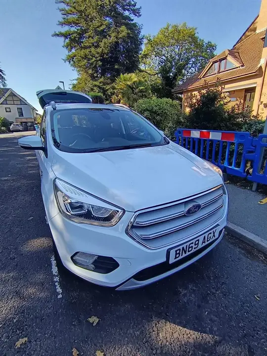 Ford Kuga 2019 photo 2