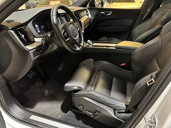 Volvo Xc60 2025 photo 5